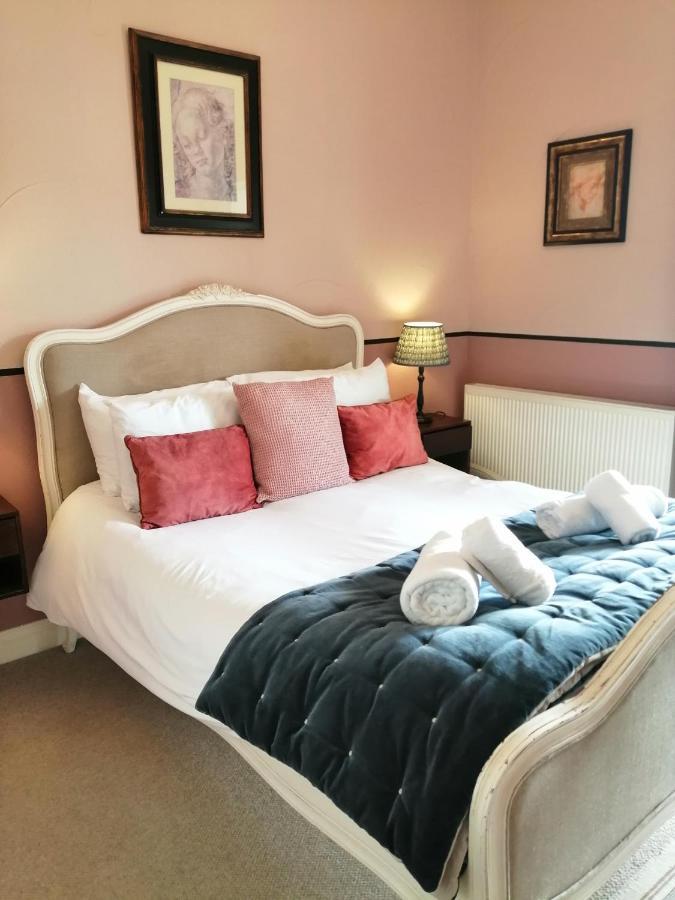 The Brown Horse Inn Winster  Екстериор снимка