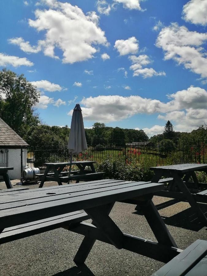 The Brown Horse Inn Winster  Екстериор снимка