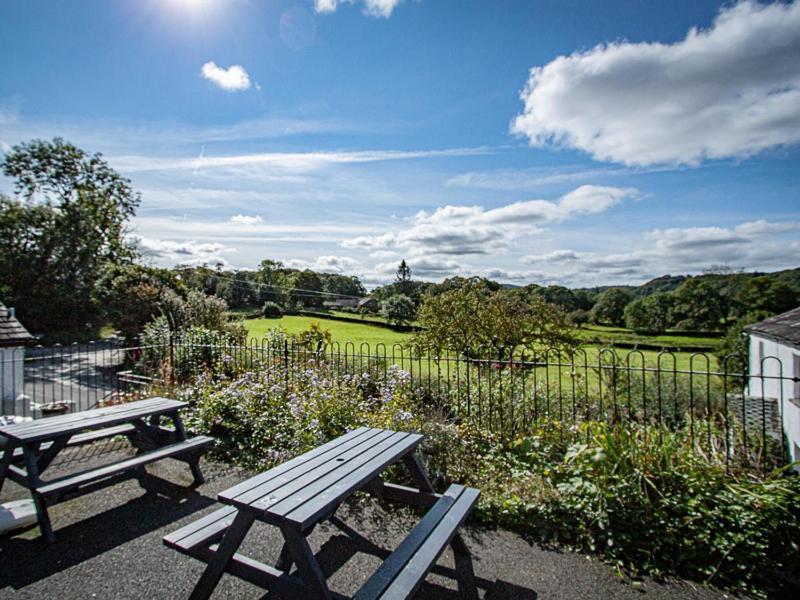 The Brown Horse Inn Winster  Екстериор снимка