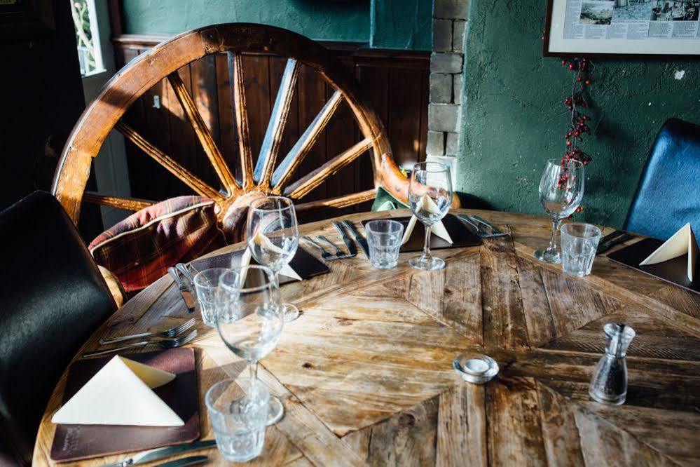 The Brown Horse Inn Winster  Екстериор снимка