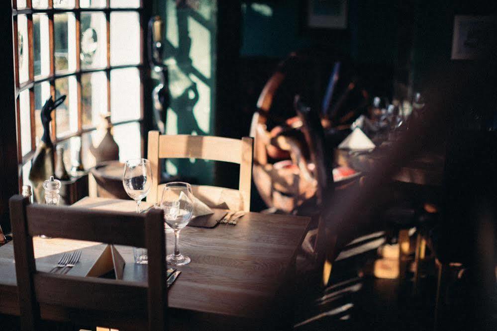 The Brown Horse Inn Winster  Екстериор снимка